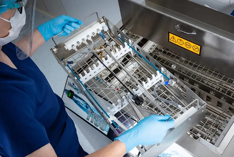 Ultrasonic Cleaner with Standard Accessories