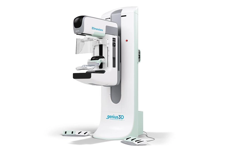 Mammography System with Standard Accessories
